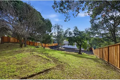 2478 Oakes Dr, Hayward, CA 94542 - Photo 36