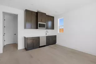 7384 Ailes Ct, Gilroy, CA 95020 - Photo 8