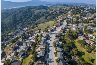 915 Crestview Dr, San Carlos, CA 94070 - Photo 50