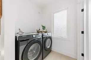 1748 Crane Ave, Mountain View, CA 94040 - Photo 22