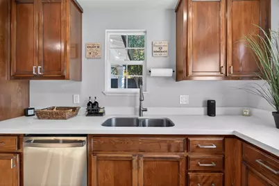 10230 Griffith St, San Jose, CA 95127 - Photo 12