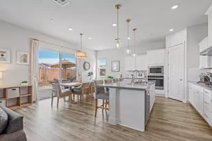 303 Amara Ln, Hollister, CA 95023 - Photo 4