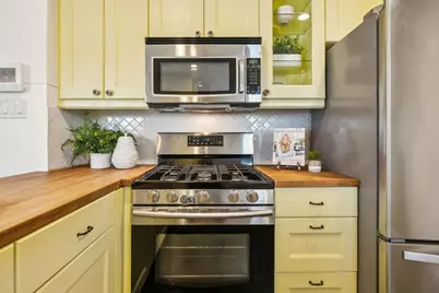 240 N Humboldt St, San Mateo, CA 94401 - Photo 28