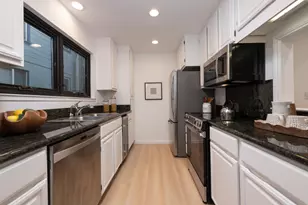 733 Fairfield Rd 10, Burlingame, CA 94010 - Photo 14