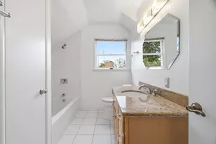 755 Northampton Dr, Palo Alto, CA 94303 - Photo 26