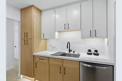 294 Beechnut Ave, Sunnyvale, CA 94085 - Photo 18