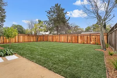 578 Green Manor Ct, Palo Alto, CA 94301 - Photo 24