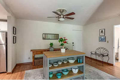 1033 Crestview Dr 308, Mountain View, CA 94040 - Photo 4