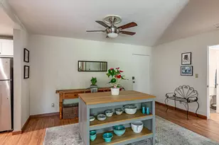 1033 Crestview Dr 308, Mountain View, CA 94040 - Photo 4