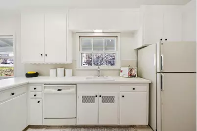 828 Cordilleras Ave, San Carlos, CA 94070 - Photo 20