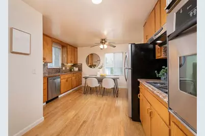 55 Burbank Ave, San Mateo, CA 94403 - Photo 6