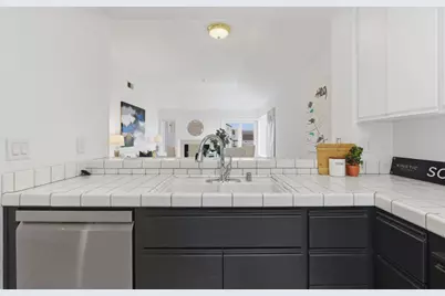 755 Mountain View Dr 2, Daly City, CA 94014 - Photo 10