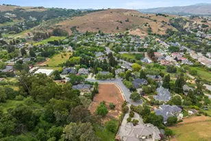 640 Sparhawk Dr, Morgan Hill, CA 95037 - Photo 58