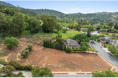 640 Sparhawk Dr, Morgan Hill, CA 95037 - Photo 52