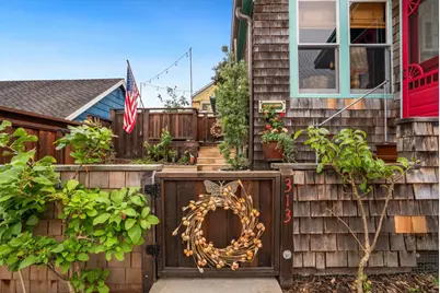 313 14th St, Pacific Grove, CA 93950 - Photo 4