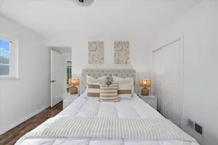 1570 Hillsdale Ave, San Jose, CA 95118 - Photo 18