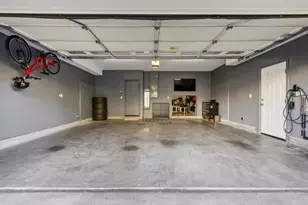 2244 Hendy Ln, San Jose, CA 95124 - Photo 18