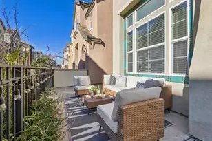 2244 Hendy Ln, San Jose, CA 95124 - Photo 2