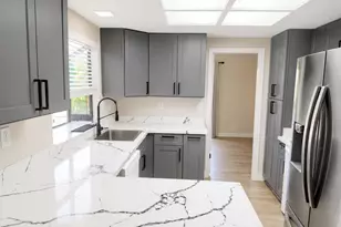 165 Del Monte Ln, Morgan Hill, CA 95037 - Photo 2