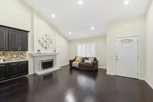 5475 Century Park Way, San Jose, CA 95111 - Photo 8