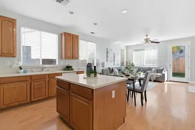 960 Kirkwood Way, Lathrop, CA 95330 - Photo 14