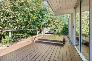 2505 Greer Rd, Palo Alto, CA 94303 - Photo 46