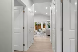 726 Vestal St, San Jose, CA 95112 - Photo 2