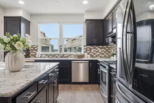 5724 Pandorea Terrace, Newark, CA 94560 - Photo 8