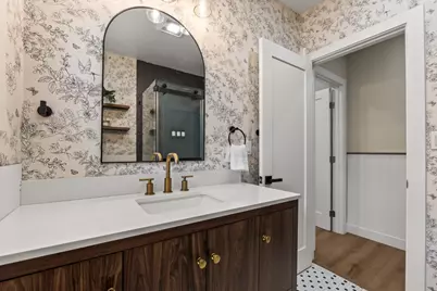 499 Park Ave, San Jose, CA 95110 - Photo 8