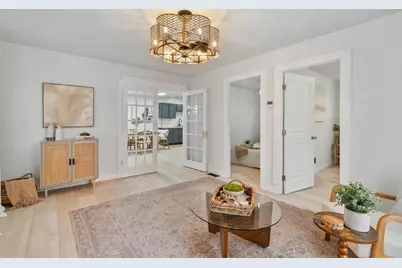 49 Hawkins St, Hollister, CA 95023 - Photo 6