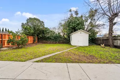 49 Hawkins St, Hollister, CA 95023 - Photo 30