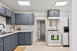 49 Hawkins St, Hollister, CA 95023 - Photo 12