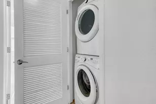 1081 Harebell Pl, San Jose, CA 95131 - Photo 32