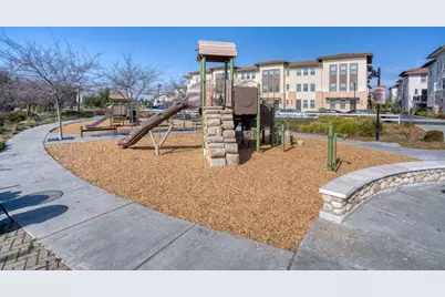 1081 Harebell Pl, San Jose, CA 95131 - Photo 38