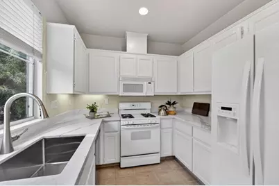 3530 Jasmine Cir, San Jose, CA 95135 - Photo 16