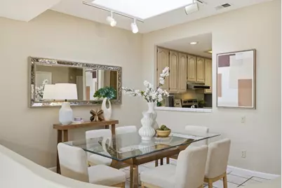 852 Lakeshore Dr, Redwood City, CA 94065 - Photo 14