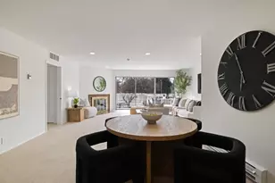 1945 Mount Vernon Ct 16, Mountain View, CA 94040 - Photo 6