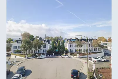 1945 Mount Vernon Ct 16, Mountain View, CA 94040 - Photo 2