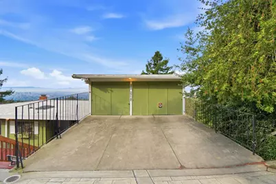 6077 Skyline Blvd, Oakland, CA 94611 - Photo 1