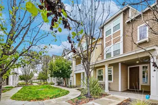 346 Circuit Wy, Mountain View, CA 94043 - Photo 4