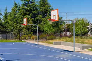 346 Circuit Wy, Mountain View, CA 94043 - Photo 52