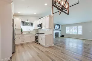 544 Saint George, Salinas, CA 93905 - Photo 4