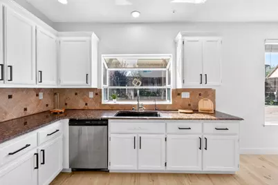 15 Cheswick Cir, Salinas, CA 93906 - Photo 8