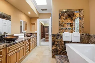 711 W California Way, Redwood City, CA 94062 - Photo 18