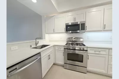 313 Crescent Ct, Brisbane, CA 94005 - Photo 10