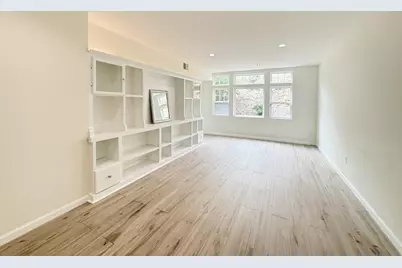 313 Crescent Ct, Brisbane, CA 94005 - Photo 2