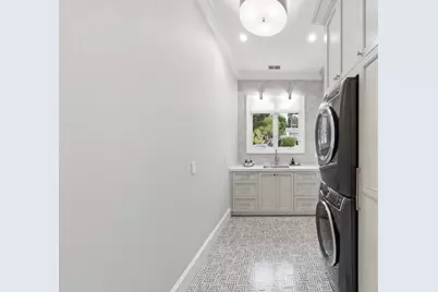 530 Barbara Way, Hillsborough, CA 94010 - Photo 22