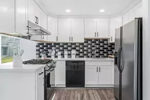 1136 Ribisi Cir, San Jose, CA 95131 - Photo 12