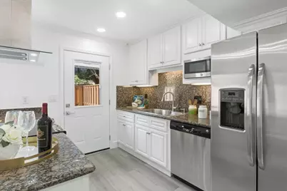 125 Connemara Way 71, Sunnyvale, CA 94087 - Photo 10