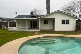 2189 N Burl Dr, Hanford, CA 93230 - Photo 2